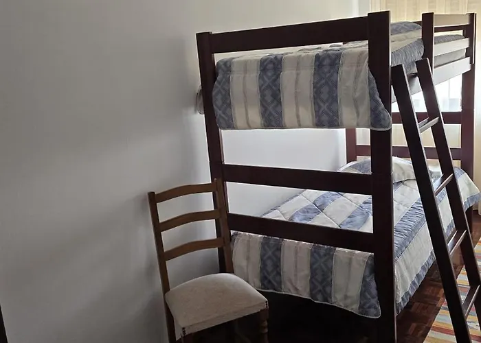 Gomes & Fortunato House * Casais Brancos